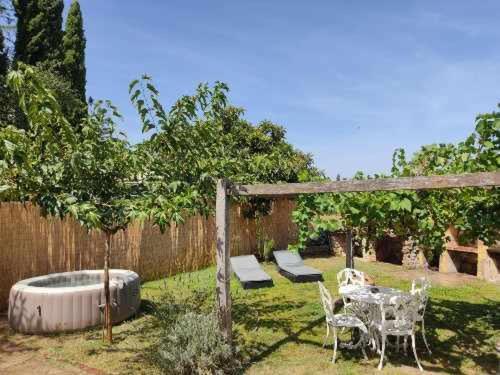 Casita Con Jacuzzi Rectoria De Dosquers Villa Maià de Montcal Kültér fotó